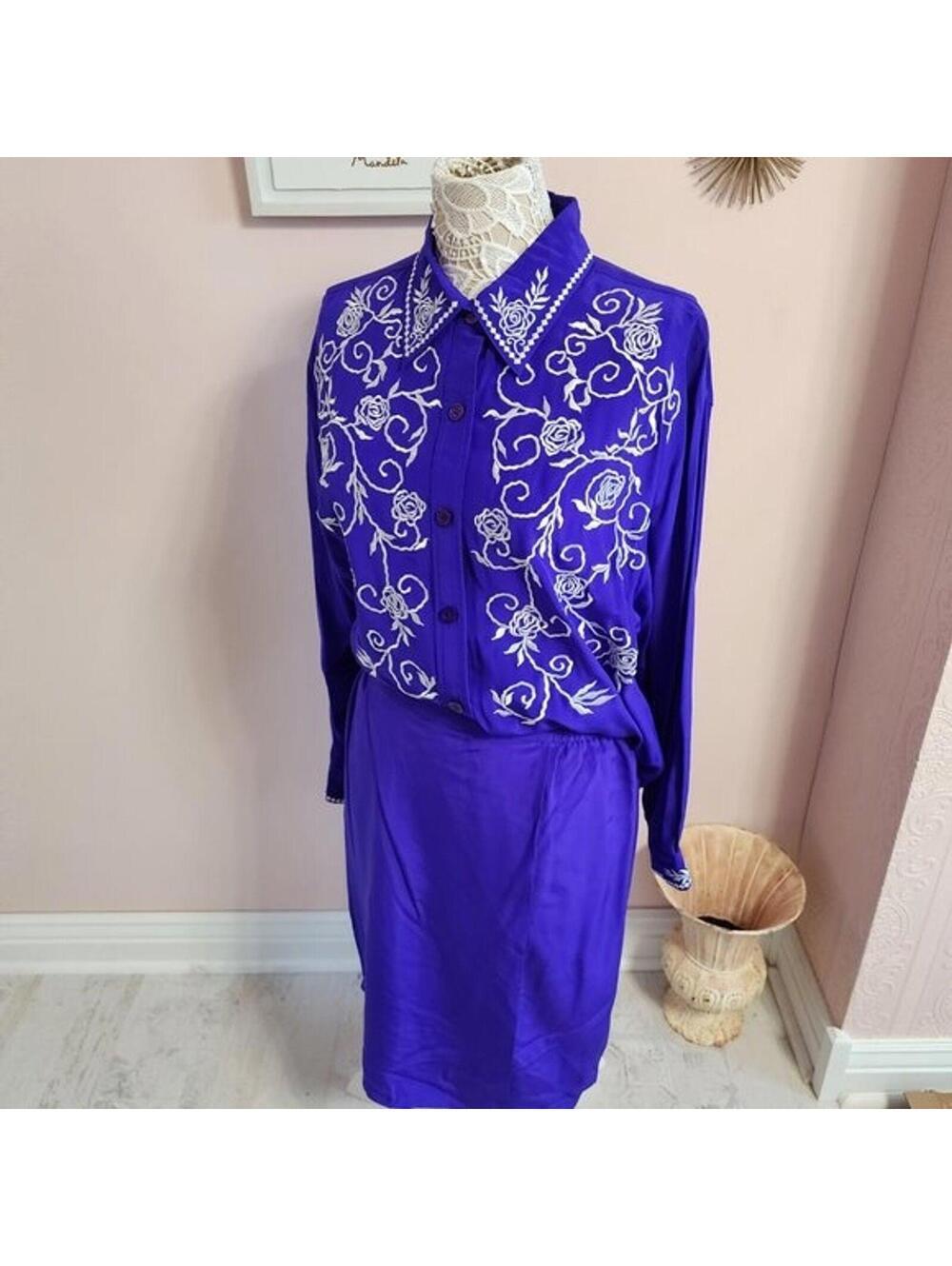 NWT Vintage Diane Von Furstenberg 100% Silk Purple Embroidered Skirt Set XL